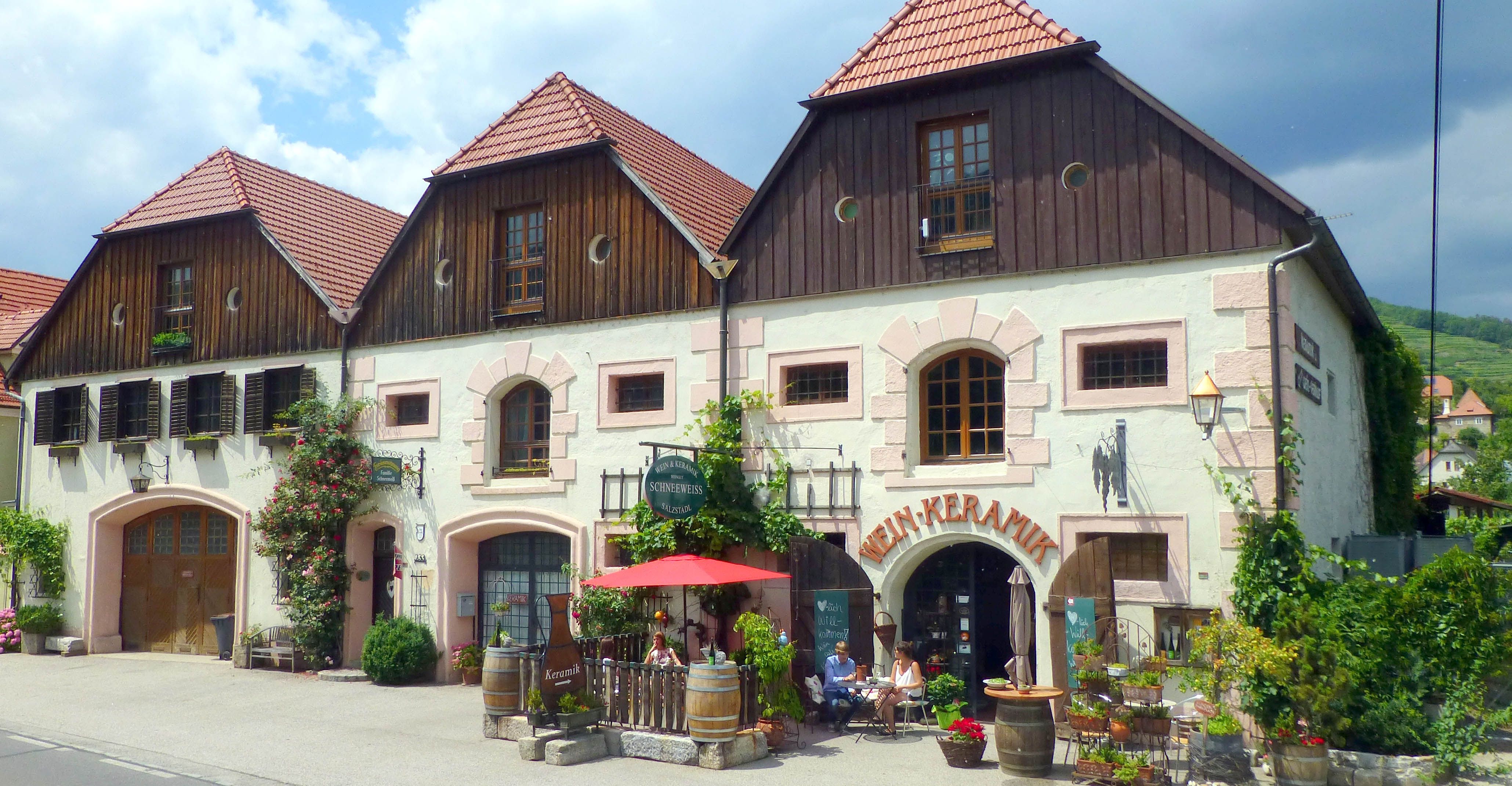 Pohled na Salzstadln zvenčí