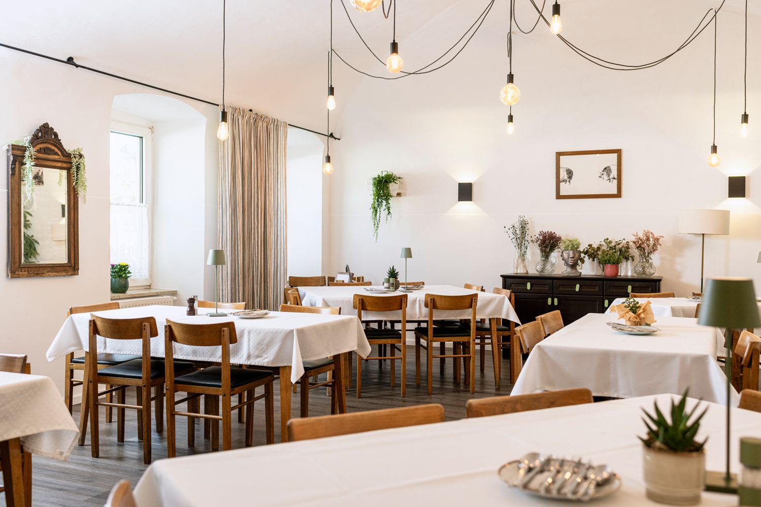 Gasthof zum Heidentor, salonek