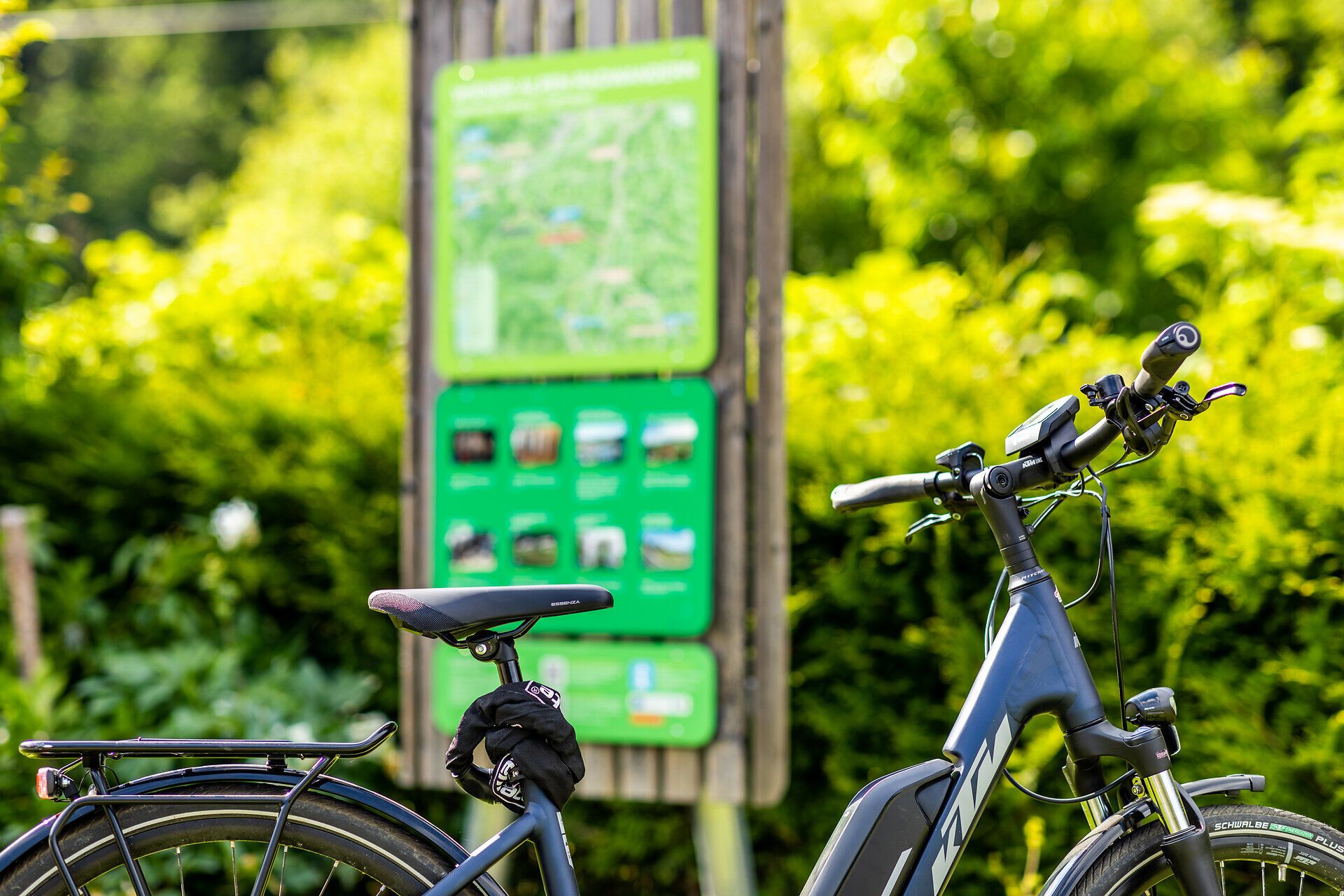 Hubertushof v Trattenbachu je Radpartner Niederösterreich - Cyklopartneři Dolního Rakouska. Nachází se přímo na cyklostezce Feistritztal, a proto je ideální pro cyklistickou dovolenou.