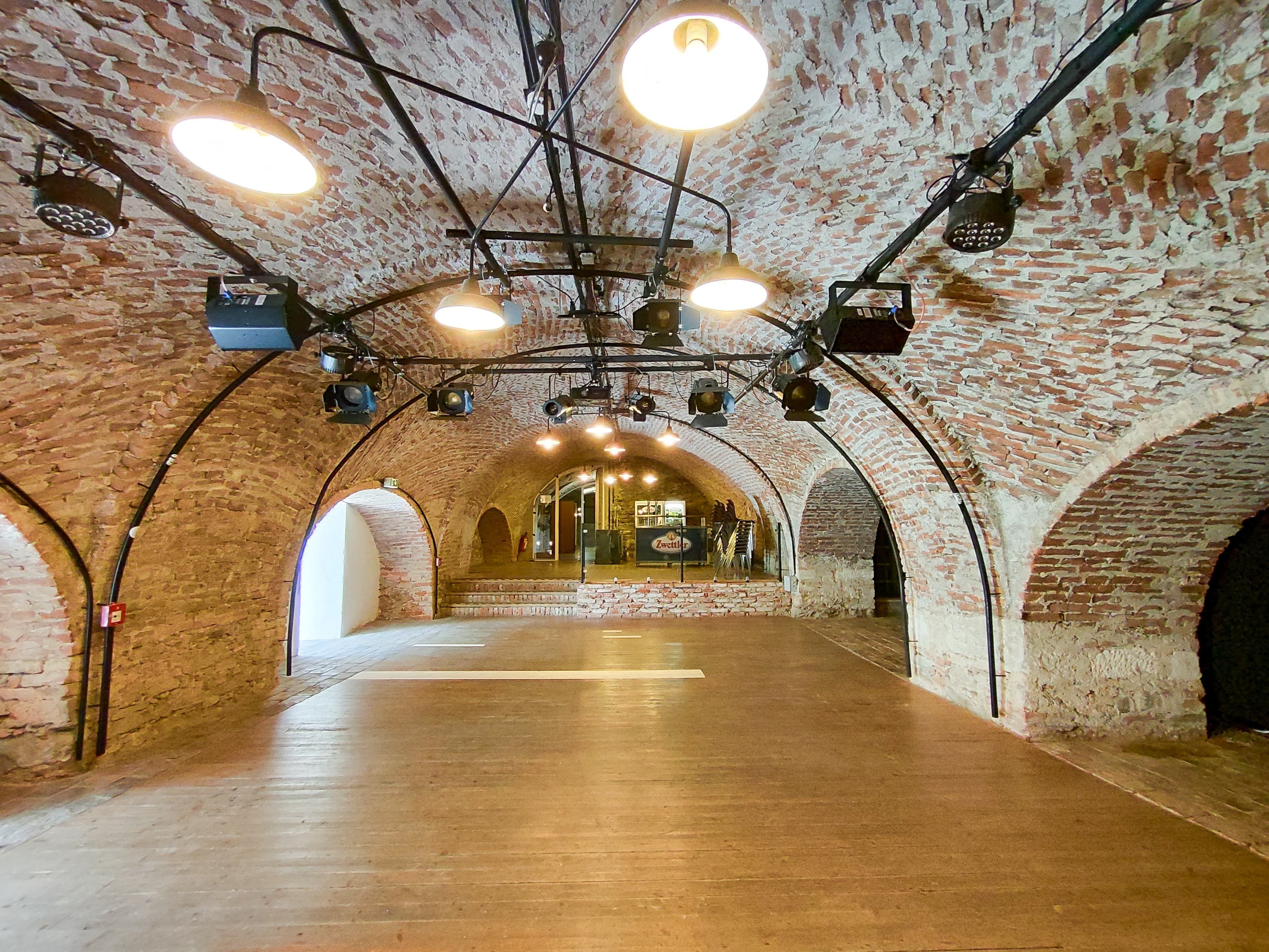 Hliněný sklep v Kunsthausu Horn
