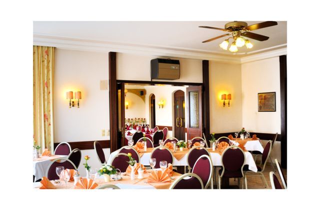 Restaurace