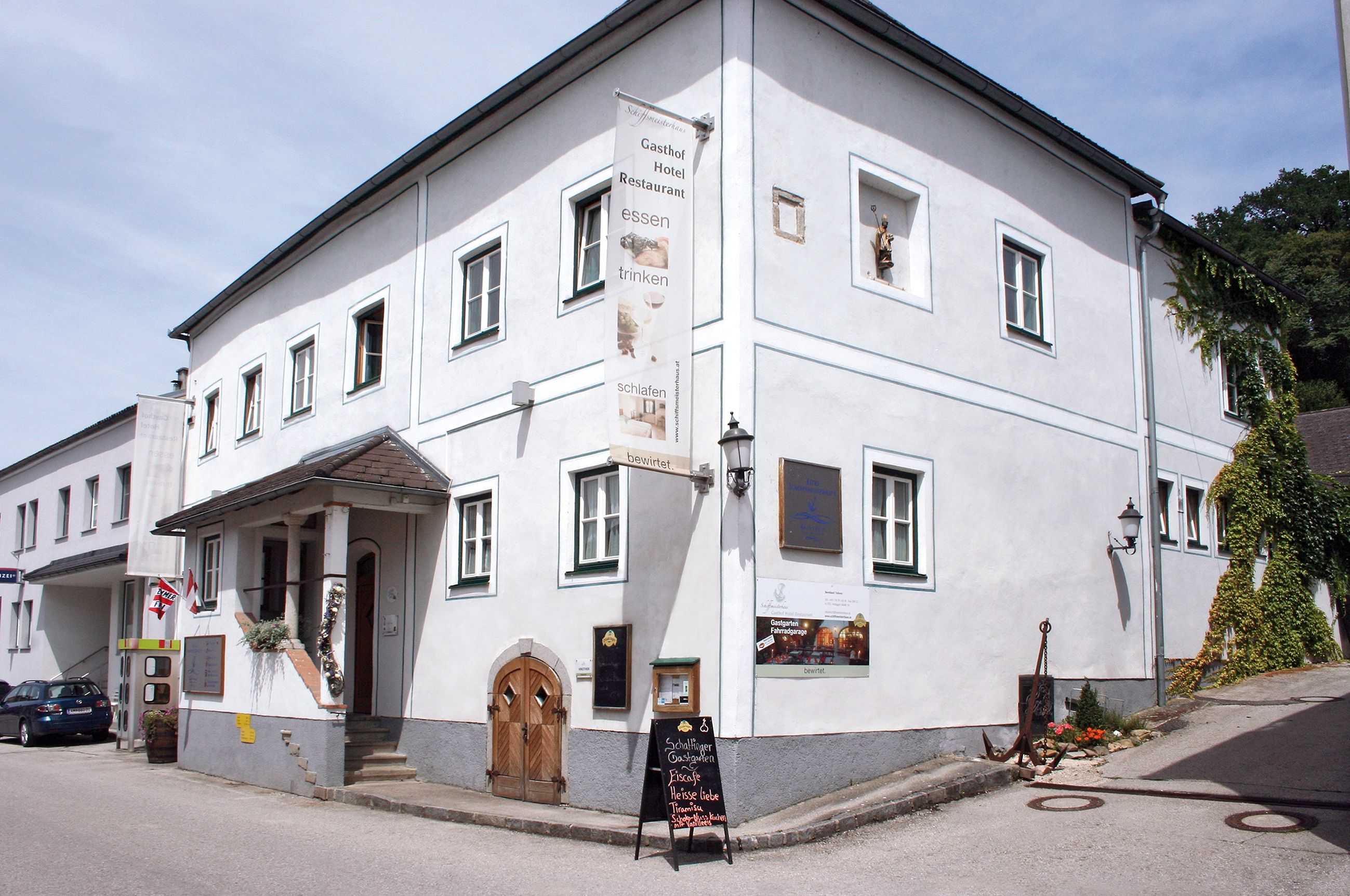 Schiffsmeisterhaus Ardagger, historická budova s restaurací a hotelem.
