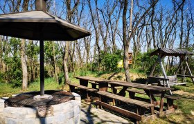Enjoyment on the Hutberg, © Weinstraße Weinviertel