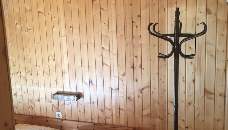 Cozy "service compartment" in the 100-year-old baggage car, &copy; M. Schorn