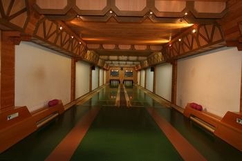 Bowling alley at the Raxalpenhof, © Raxalpenhof