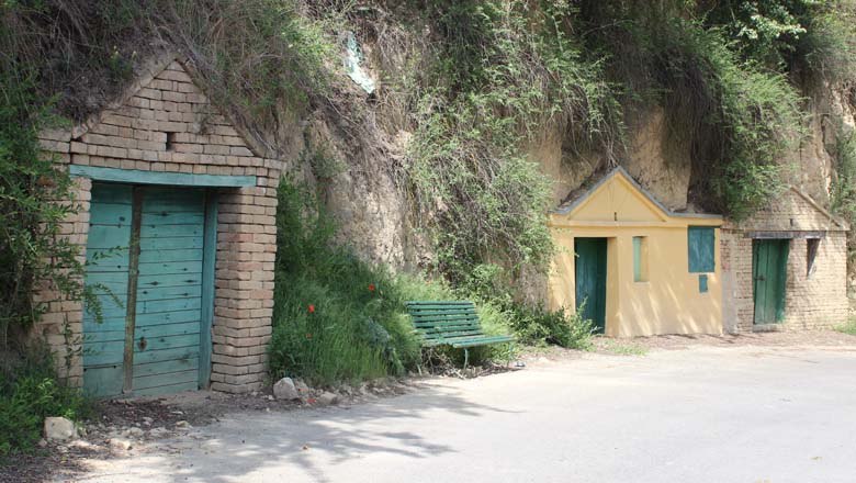 Schrattenberg wine cellar lane, © Weinviertel Tourismus