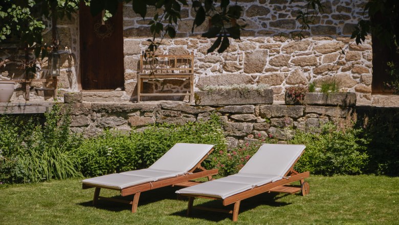 Leh&aacute;tka na n&aacute;dvoř&iacute;, &copy; Mathias Lixl / lixl.com