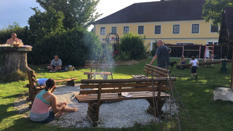 strassbauer_lothspieler_campfire site, &copy; Lothspieler