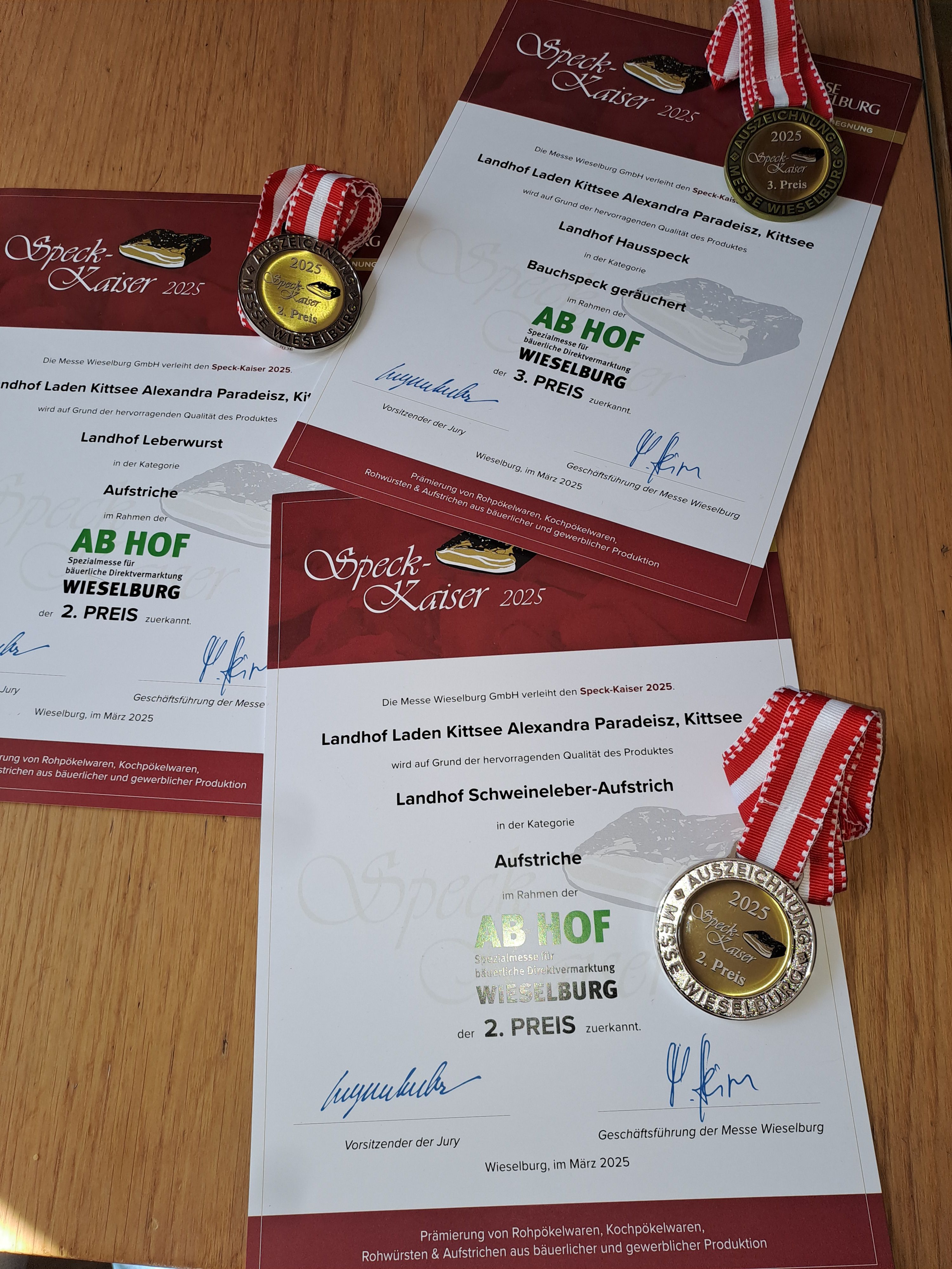 Landhof Laden Kittsee, certifikáty pro výrobky z vlastní produkce
