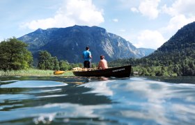 Fisherman at the lake, © Weinfranz.at