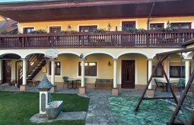 Arkadenhof Schneider, &copy; Arkadenhof Schneider