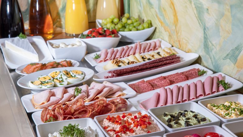Große Auswahl beim Frühstücksbuffet, © Hotel VinoQ