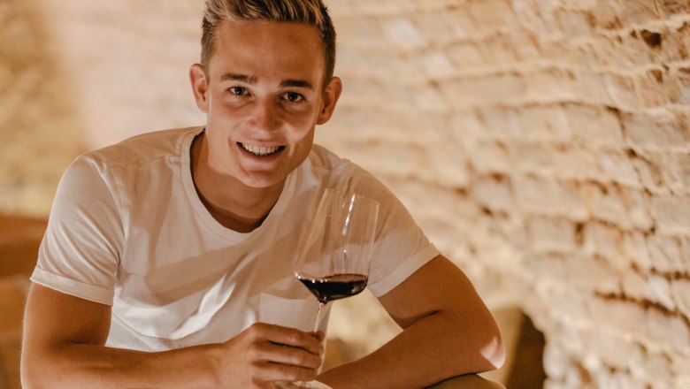 Young winemaker Lorenz Strobl, © Michael Reidinger