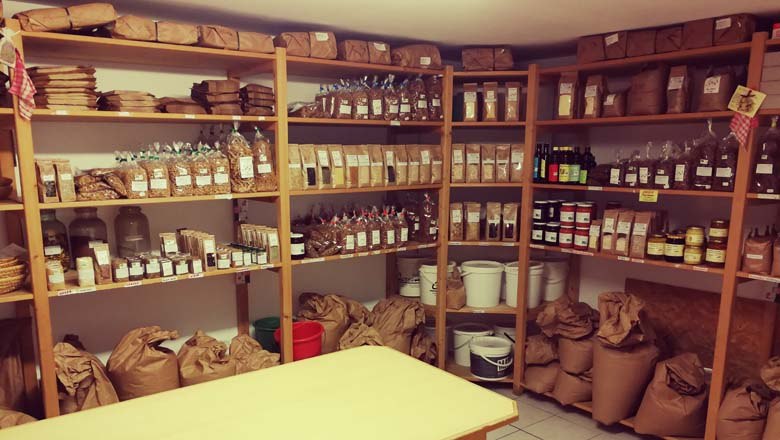 Farm store Biohof Schmidt, © Fam. Schmidt