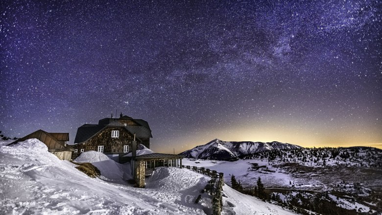 Jasná obloha na Raxu plná hvězd, © Wiener Alpen/Christian Kremsl