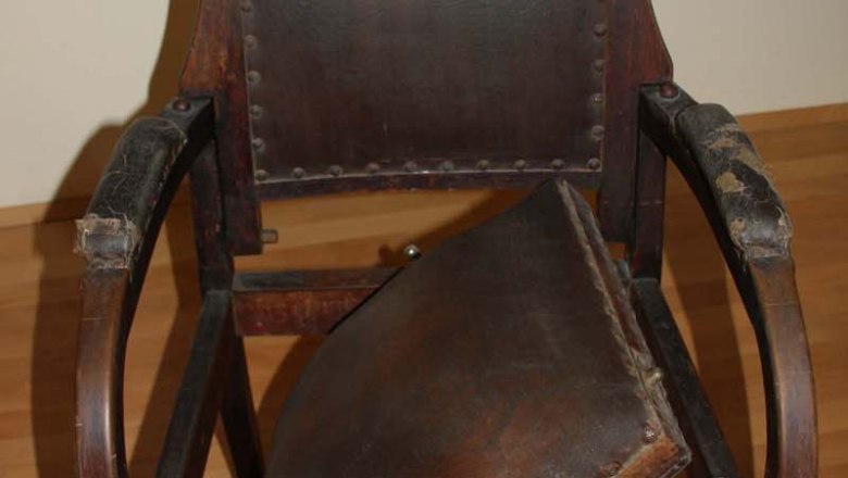 Reversible styling chair, © mk
