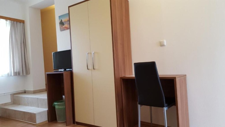 Možnost pracovat, © Haus Nova