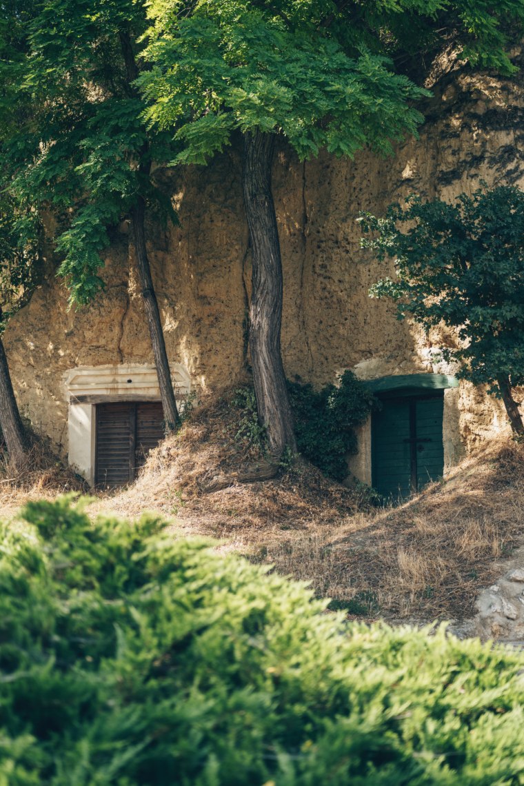 Působivá ulice Schindergasse v Herrnbaumgarten, © Niederösterreich Werbung/ Ian Ehm