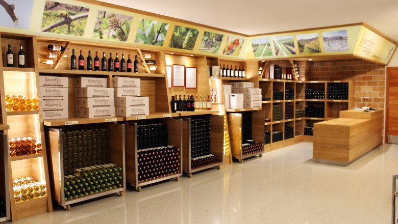Winery Schwertführer47er, Sale, © Weingut Schwertführer 47er