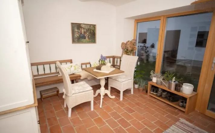 Cottage at the Gföhlerwald, © Elisabeth Veen