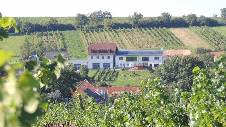 Wine tavern, &copy; Fam. Dworzak