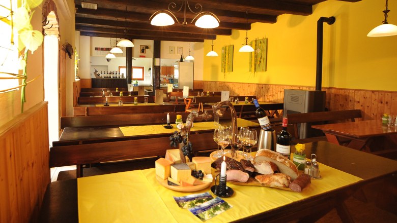 Wine tavern Platz-Schwayer, © Schwayer
