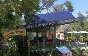 Vinotéka v zahradách GARTEN TULLN, © Weingut Koch