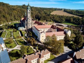 Opatstv&iacute; Zwettl, &copy; Waldviertel Tourismus, lichtstark.com