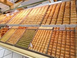 G&uuml;l confectionery, &copy; Konditorei G&uuml;l