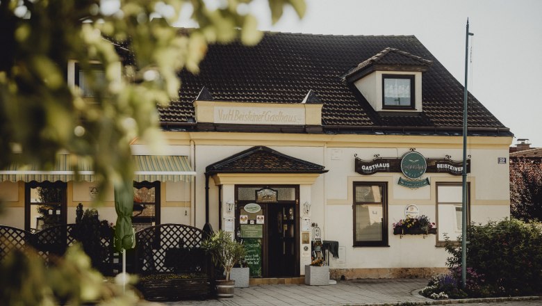 Inn run by the fifth generation, © Niederösterreich Werbung/Sophie Menegaldo