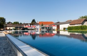 Sigmundsherberg outdoor pool, © Stefan Kratzer