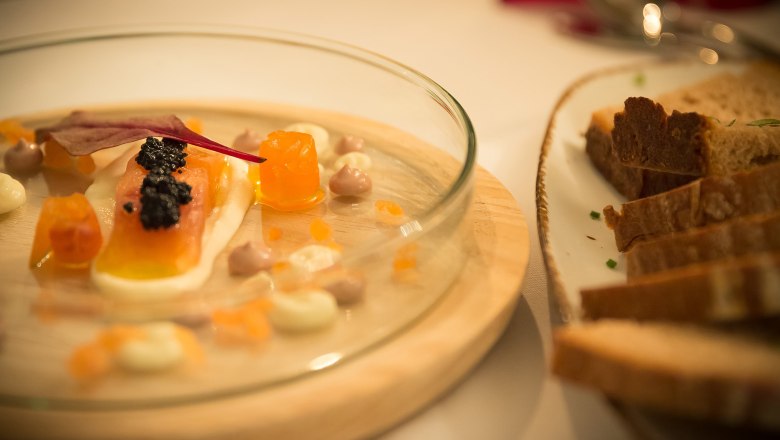 Restaurant - Home-pickled salmon trout, © Schlossschenke