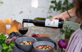 Wine enjoyment, © Carletto Ferrari