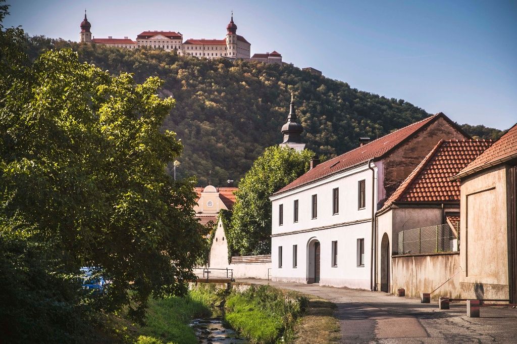 Furth s opatstvím Göttweig v pozadí