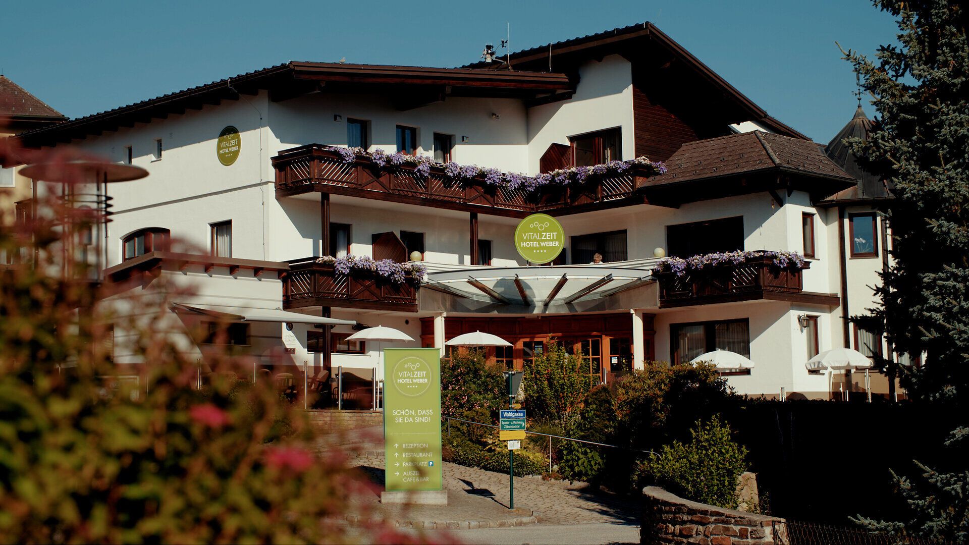 Exteriér hotelu Vitalzeit Weber v Bad Schönau.