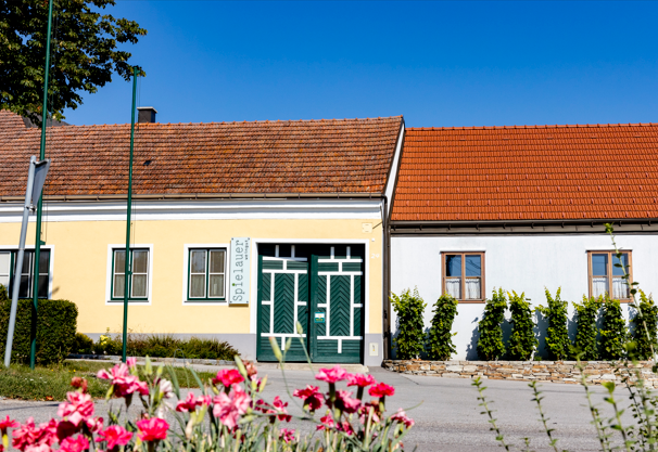 Pohled zvenčí na Weingut Spielauer,