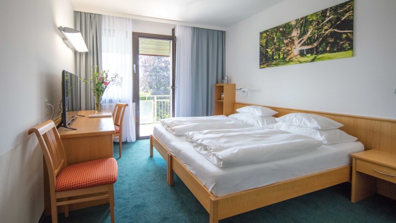 Rooms at the Parkhotel Hirschwang, © Friedl & Partner