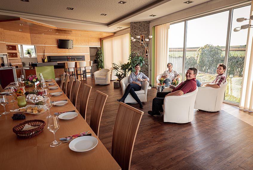 vinařství-pivo-lounge-c-vinařství-pivo