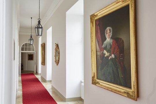 Nocleh za ctihodnými zdmi na zámku Schloss Horn, © Lichtstark