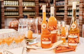 Apricot products, © Steve Haider