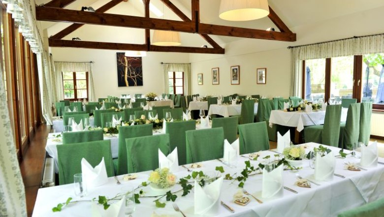 Kl&aacute;&scaron;tern&iacute; hostinec Thallern, &copy; Klostergasthaus Thallern