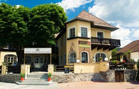 Entrance Hotel Kaiser Franz Josef, © Hotel Kaiser Franz Josef