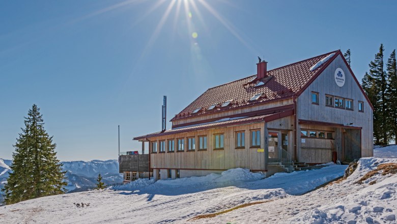 Annaberger Haus, Winter, © Simone Populorum von Wherethejourneystarts