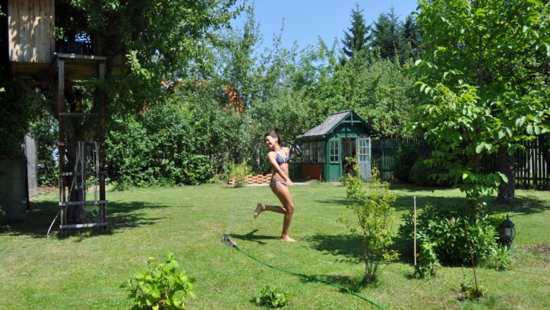 Garden Summer, © Vivian Knor
