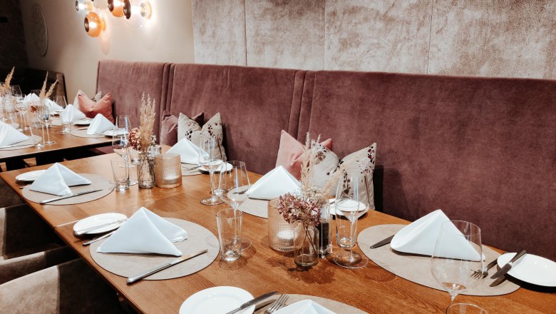 Restaurant Wintergarten Table set, © Hotel Schachner_miku Media