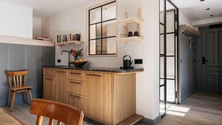 Room with kitchen Refugium, © Gregor Hofbauer