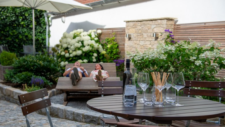 Relax at the winery, © Tonality