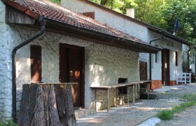 Wolkersdorf wine cellar lane, © Weinviertel Tourismus