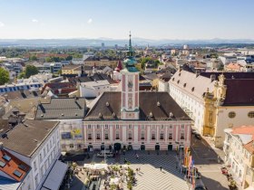 Rathausplatz St. Pölten, © Schwarz König