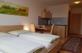 Room, © BIO-Weingut Poys